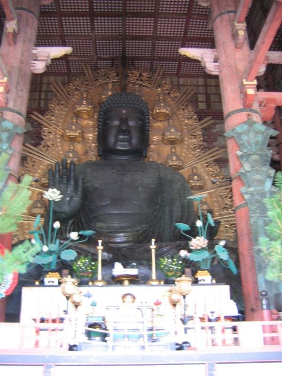 agiantbuddha.jpg