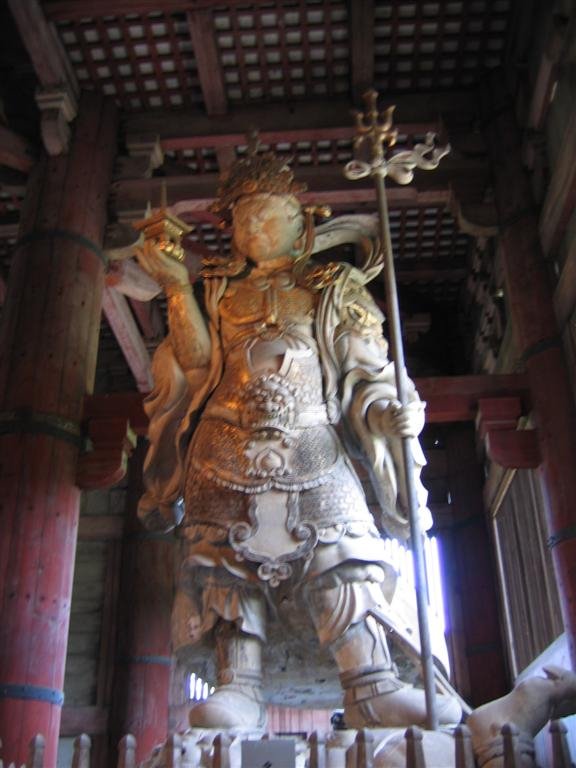 anotherimpressivestatue.jpg