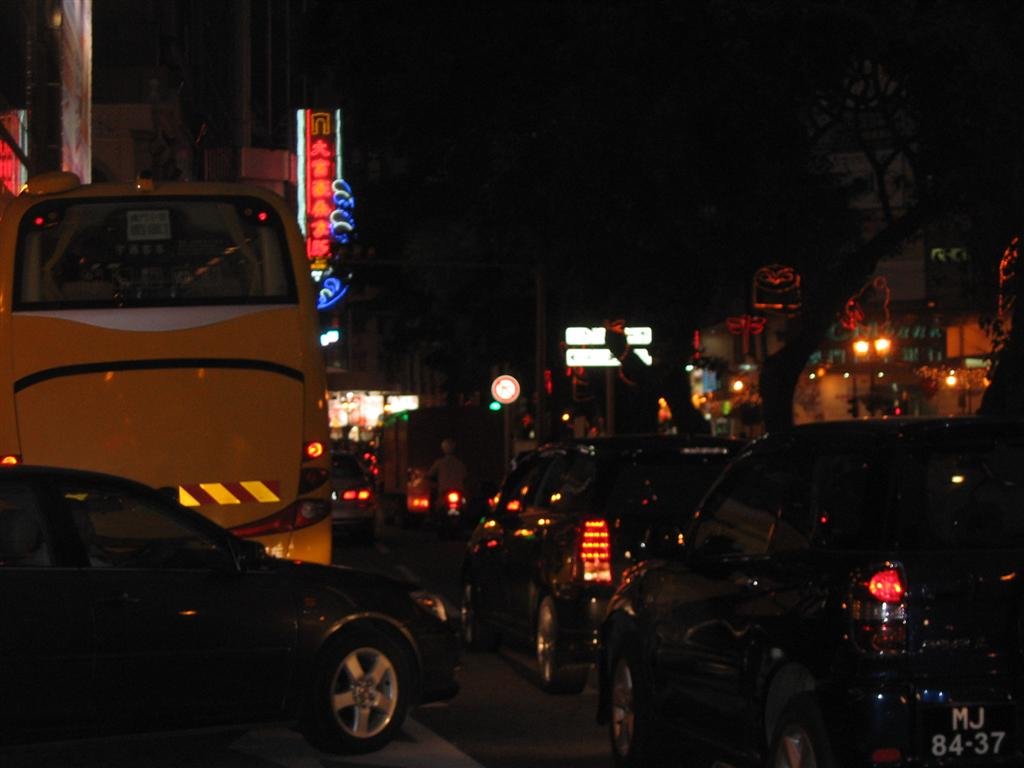 nighttimeinthecity.jpg